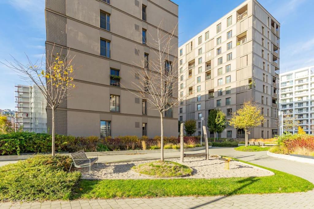 Slovakia Skyline Retreat At Racianska Apartman Pozsony
